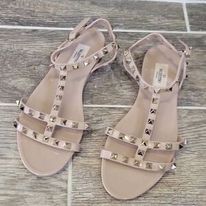 Valentino Garavani Tan Studded Sandals Flats Size 40